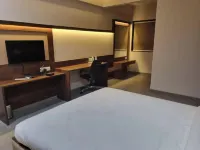 Club Azzurro Resort - Nalsarovar Hotel in zona Nalsarovar bird Sanctuary Boating