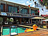 Home Ayutthaya Hoteles en Sena