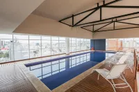 Pestana Curitiba - 4-Star