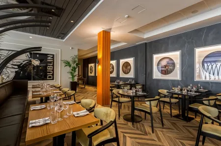 Radisson Blu Hotel, Dublin Airport Отели в г. Малахайд