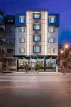 Hotel Tim's Hotels near Плоштад „Македонија”