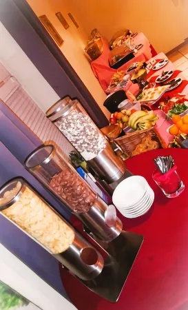 Hotel & Restaurant Alte Molkerei Kölleda Отели в г. Артерн