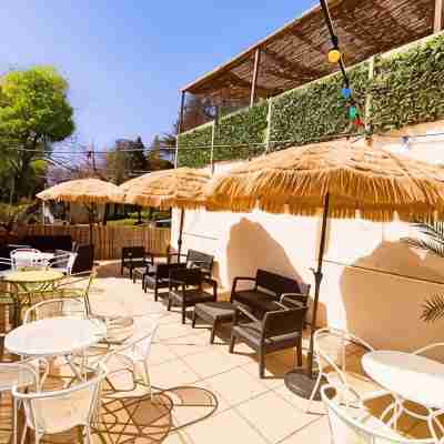 Kamea Club La Gironie Hôtel Location Gîtes Village de vacances classé trois étoiles Turenne Brive Corrèze Hotel Exterior