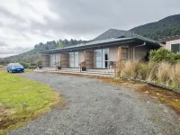 The Crossing Lodge & Backpackers Hoteles en 