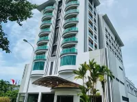 LANGKAWI SEAVIEW HOTEL Hotels near Eagle Square