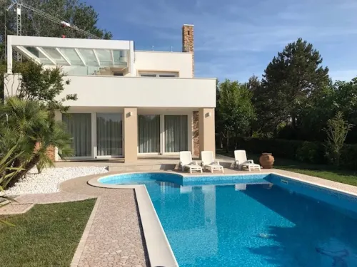 Beautiful Modern Villa in Albarella by Beahost Hotels in Rosolina