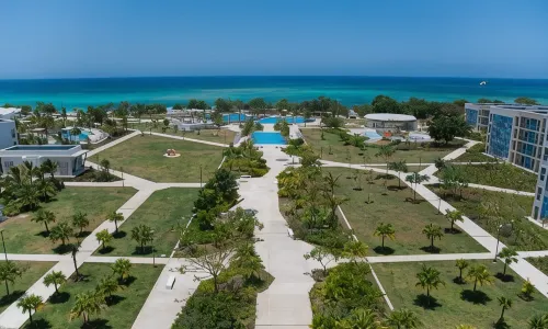 Gran Muthu Almirante Beach Hotel