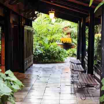 Laf Hotel Aree Hotel Exterior