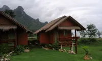 Lungcha Homestay Hotels in Sam Roi Yot District