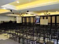 Country Village Hotel