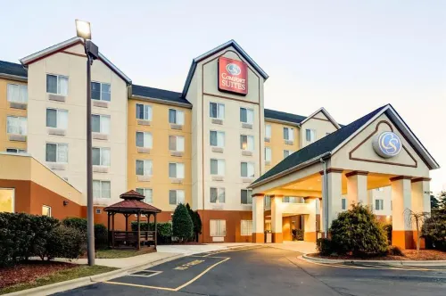 Charlotte Suites by IHG