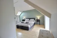 Maison de Ville Avec Jardin Privatif Hôtels à : Plancoët