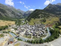 Apartment with balcony for 6 people Hotels in Termignon