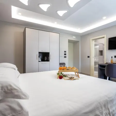 Mesbeglia Luxury Rooms