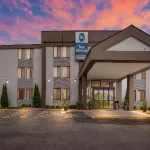 Best Western Waukesha Grand Hotels in 