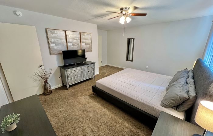 FRESHLY renovated home. Carrollton, DFW