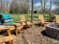 The Betty - Elk River Front Tiny Cabin in Noel, MO