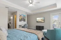 4BR, Hot Tub, Kid Friendly, Video Arcade, Jax Beach, Mayo Clinic, Fenced Yard - 4-Star