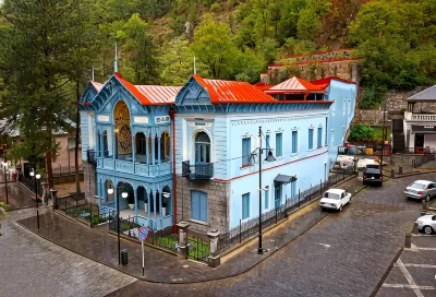 Golden Tulip Borjomi Hoteles en 