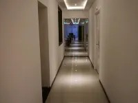 Jinlong Hotel Shucheng - Inns