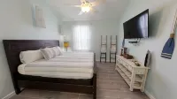 Cozy & Spacious! Walk to Beach/Heated Pool/Aruba Bay/Texas Coastal Angel - 4-Star