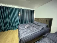 Impact Muang Thong Popular Condo C5 by Mom Tang