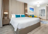 Panorama Sea View Apartment – Night Market Area