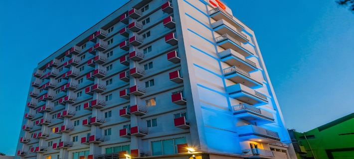 Monoloog Hotel Solo Hotels in Surakarta