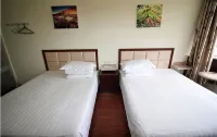 Qixia Honghua Hotel