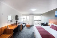 Ramada Hotel & Suites by Wyndham Sydney Cabramatta - Fitnessstudio