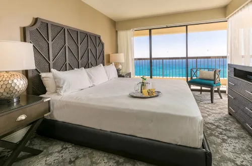 Aston Waikiki Beach Tower -  Ferienwohnungen