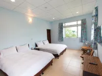 GOOSE House Hotels near Dulan Beach
