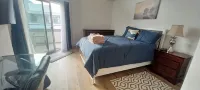 Luxury Charming 2-bedroom condo in Tempe Town Lake , pool, gym, car garage WiFi - balcony