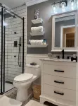 Stylish 2nd floor Ocean Edge condo