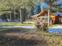 Welcome to Cozy Doo's Casa -A Warm, Woodsy Getaway in Angel Fire, NM