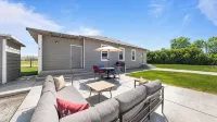 Pet-Friendly Home and Farm Style Experience