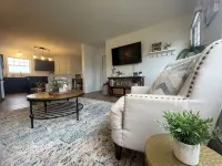 Cozy Family Home in the heart of Kensington.  Close to all amenities!