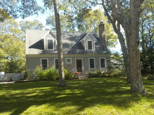 Charming Cape Cod Retreat Nestled b/w Mashpee River & Popponesset Bay