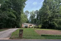 Cozy Home Near Latta Nature Preserve - 3-Star