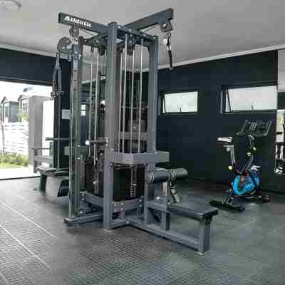 Stylish 2-Bedroom Apartment with Gym, Pool, Wi-Fi in Prime Lonehill Location. Fitness & Recreational Facilities