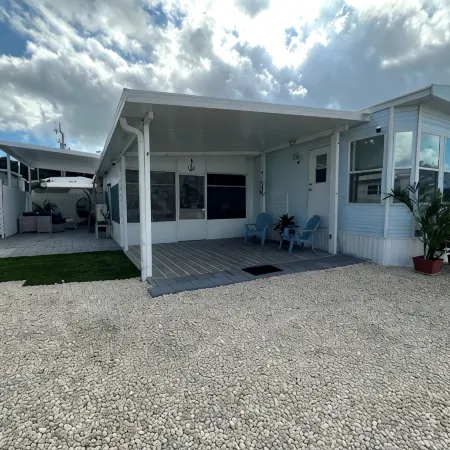 Luxury Camping at Calusa