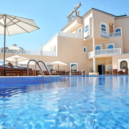 Grand Hotel Palladium Santa Eulalia del Río Отели рядом с достопримечательностью «Пляж Санта-Эулалия-дель-Рио»