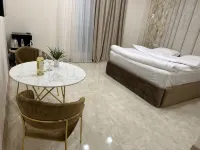 Luxe Plaza Hotel near EVN Zvartnots airport - Wifi