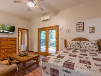 4-Bed/Bath Cabin: Hot Tub, Game Room, Pet-Friendly! Ξενοδοχεία στην πόλη Seven Devils
