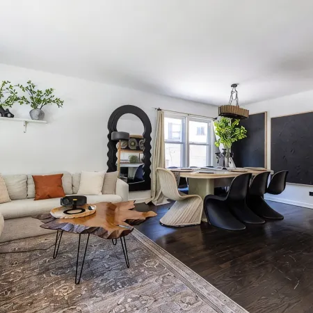 Haus Of Hues: MDRN Bright Peaceful Private Apt