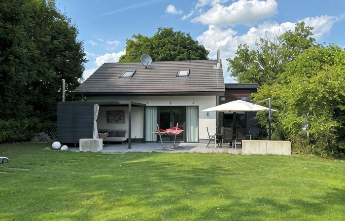 Detached vacation home on Lake Edersee Rehbach 