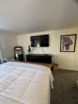 Luxury Remodel Downtown Condo Across from Yampa River Cannot Beat the Location! - Desayuno