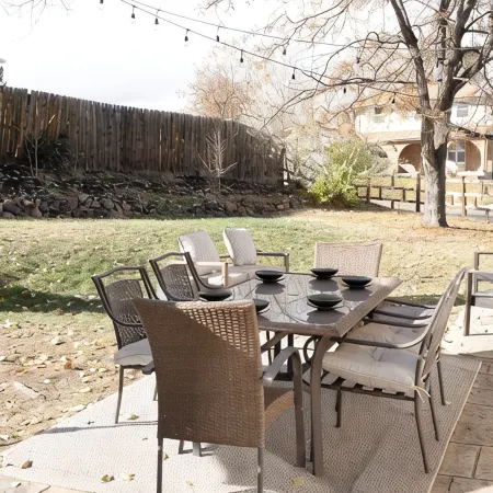 Spacious 4BR Home+Patio Retreat