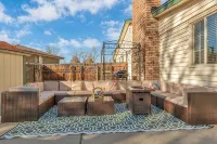 ᨒFIREHAUSᨒHotTubᨒCinemaᨒBBQᨒBadmintonᨒGames