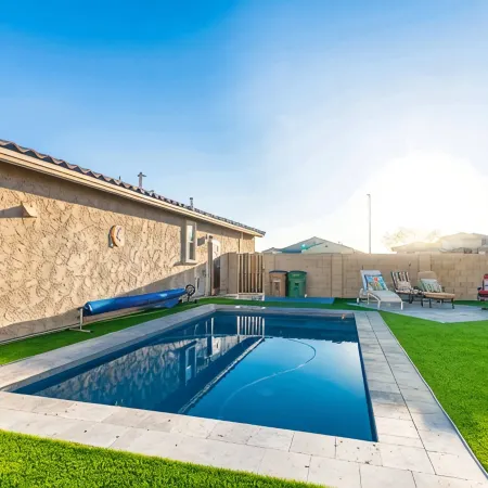 Dual King Suites-Quiet Gateway in Estrella Mt. Ra.